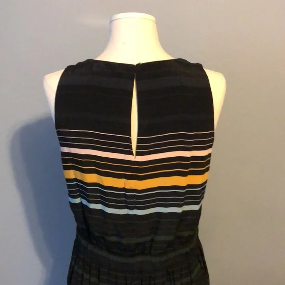 LOFT Dress - Picture 6 of 6